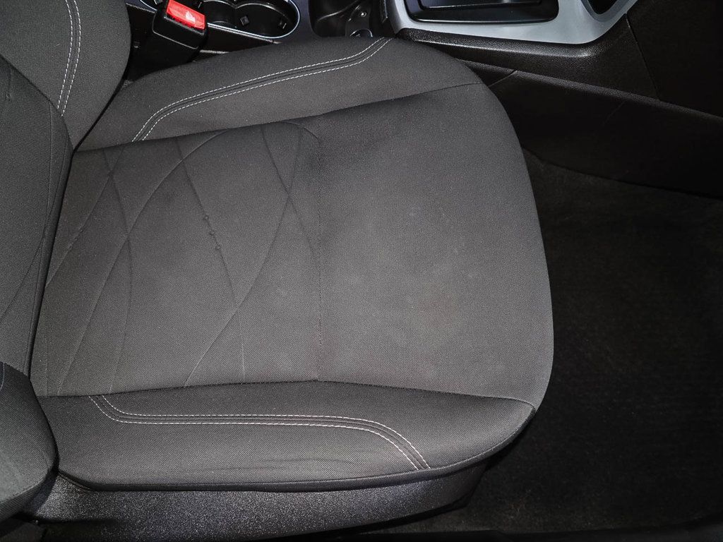 Used 2014 Ford Fiesta SE FWD image 24