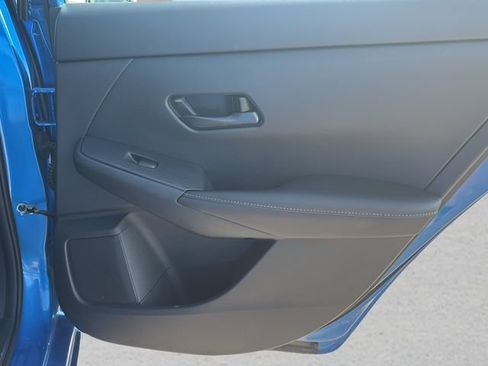 Used 2025 Nissan Sentra SV FWD image 14