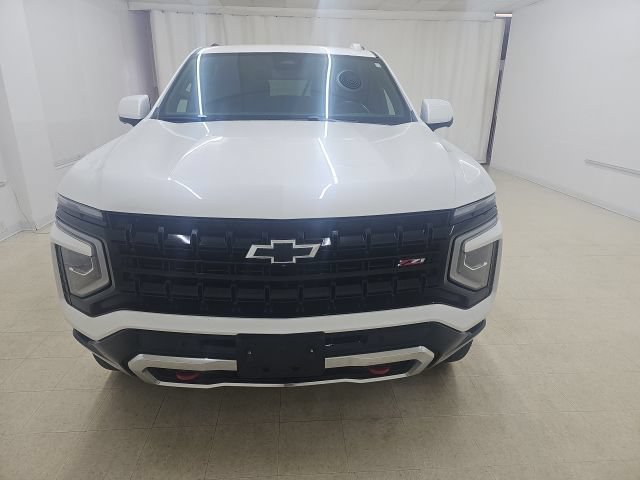 Used 2025 Chevrolet Suburban Z71 AWD/4WD image 15