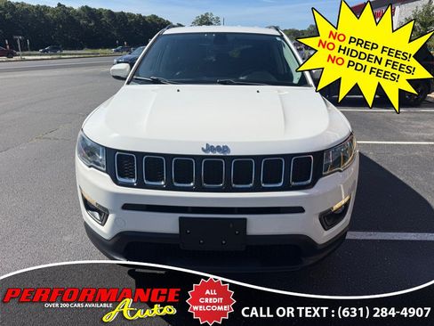 Used 2019 Jeep Compass Latitude w/ Cold Weather Group AWD/4WD image 16