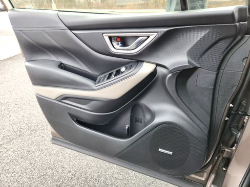 Certified 2023 Subaru Forester Limited image 25