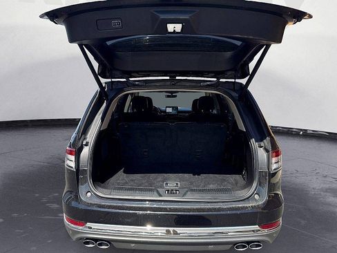 Used 2021 Lincoln Aviator Reserve w/ Equipment Group 201A AWD/4WD image 20