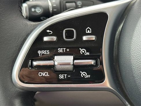 Used 2022 Mercedes-Benz GLC 300 image 37