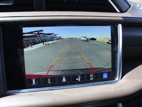 Used 2022 GMC Yukon Denali image 33