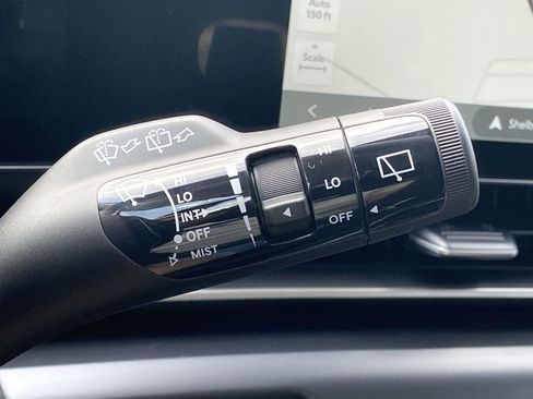 New 2026 Kia Carnival FWD image 36