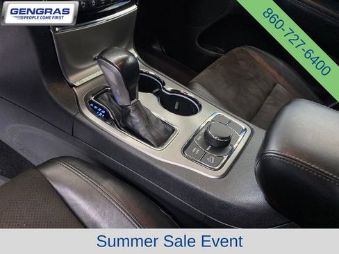 Used 2020 Jeep Grand Cherokee Laredo w/ Quick Order Package 2BN North AWD/4WD image 14