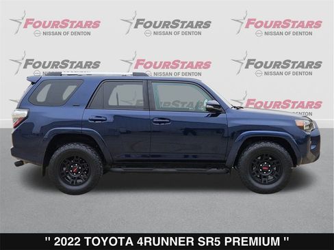 Used 2022 Toyota 4Runner SR5 Premium image 3