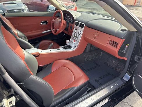 Used 2004 Chrysler Crossfire Coupe image 9