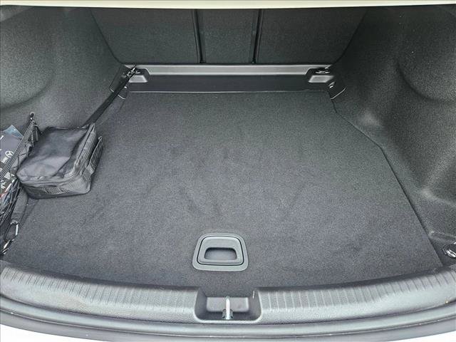 Used 2026 Mercedes-Benz C 300 Sedan image 6