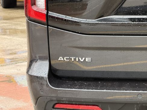 Used 2025 Ford Expedition Active RWD image 7