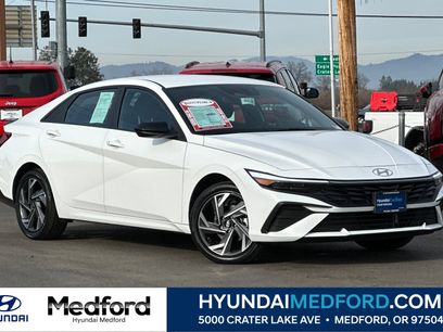 Certified 2025 Hyundai Elantra SEL