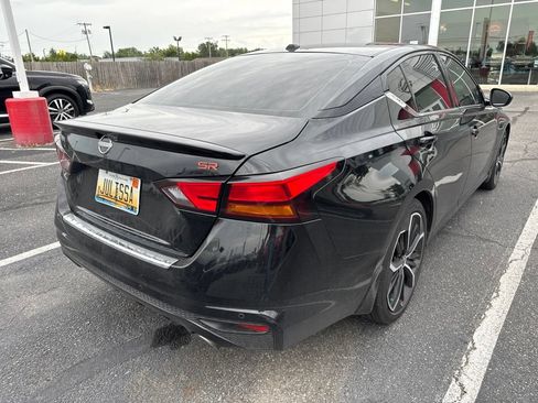 Certified 2023 Nissan Altima 2.5 SR FWD image 4