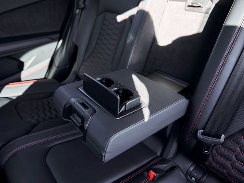 Used 2021 Lamborghini Urus image 48