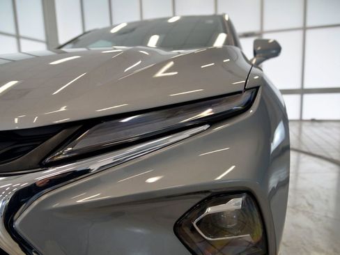 Used 2023 Chevrolet Blazer LT image 11