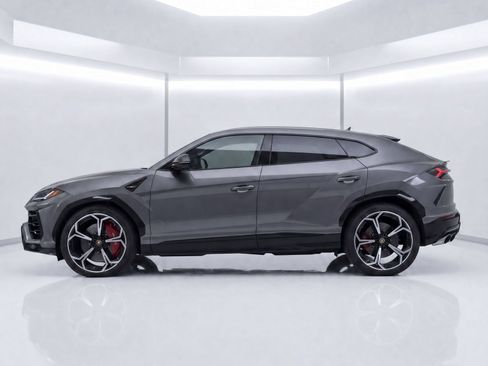Used 2021 Lamborghini Urus AWD/4WD image 2