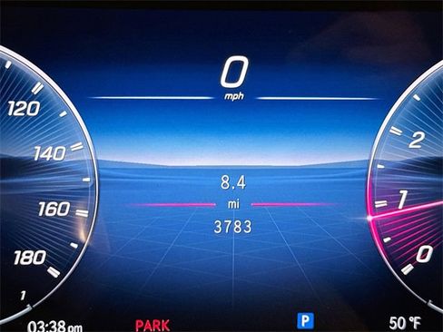 Used 2025 Mercedes-Benz GLC 43 AMG 4MATIC image 12