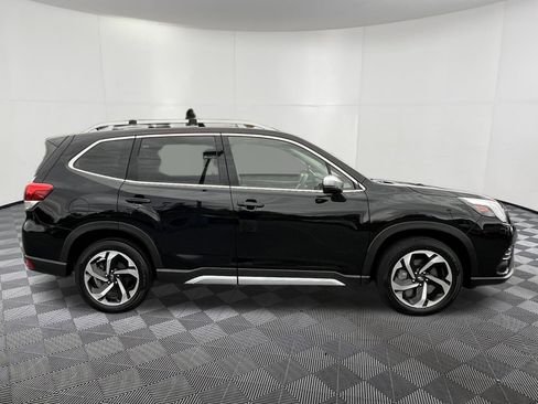 Used 2022 Subaru Forester Touring w/ Popular Package #2 image 7