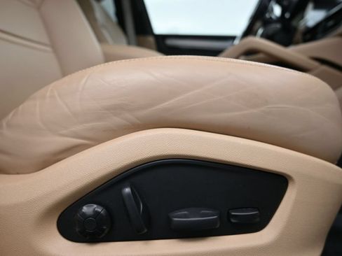 Certified 2023 Porsche Cayenne Platinum Edition AWD/4WD image 15
