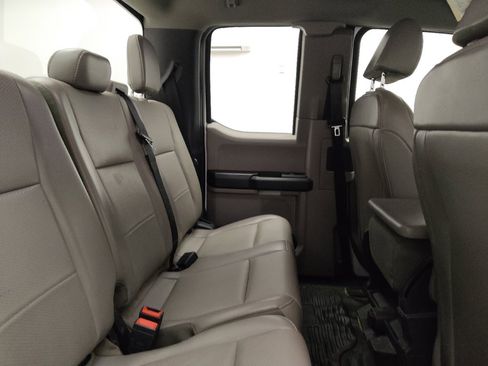 Used 2020 Ford F250 XL w/ Power Equipment Group image 19