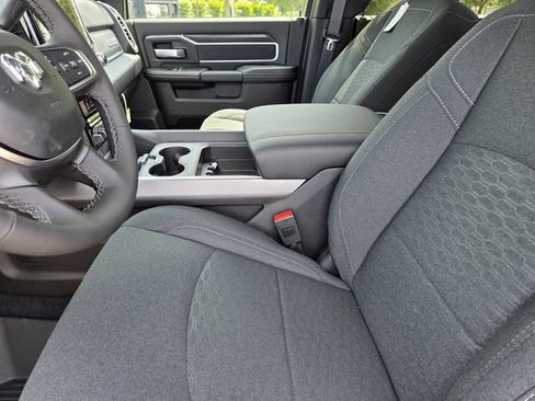New 2026 RAM 2500 Big Horn AWD/4WD image 27