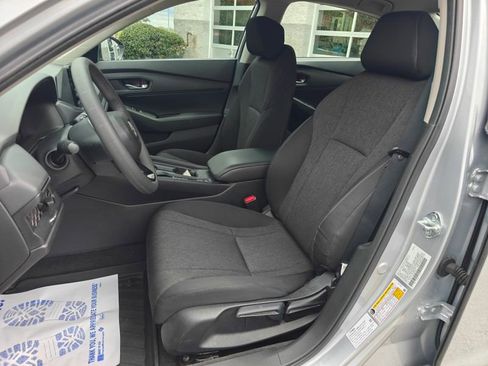 Used 2025 Honda Accord LX image 11