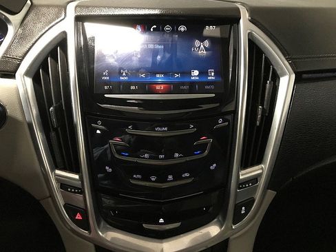 Used 2014 Cadillac SRX Luxury w/ Driver Awareness Package image 28