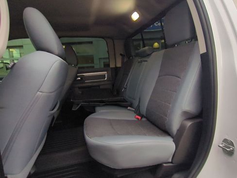 Used 2019 RAM 1500 Classic Warlock image 29