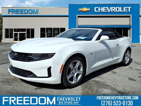 Used 2023 Chevrolet Camaro LT RWD image 1