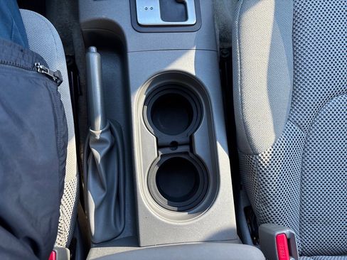 Used 2017 Nissan Frontier SV w/ SV Value Truck Package image 37