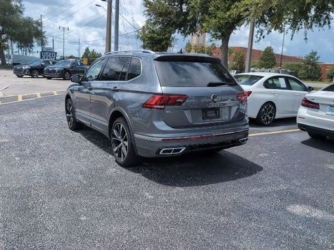 Used 2024 Volkswagen Tiguan SEL R-Line AWD/4WD image 4