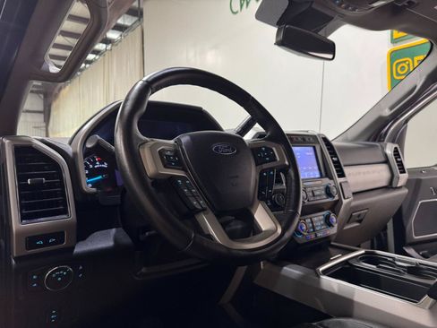 Used 2020 Ford F350 Lariat w/ Lariat Value Package AWD/4WD image 10