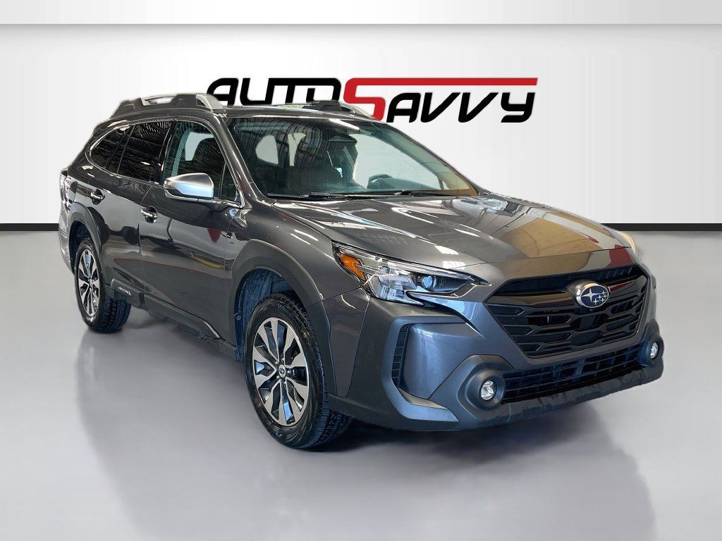 Used 2023 Subaru Outback Touring AWD/4WD image 1