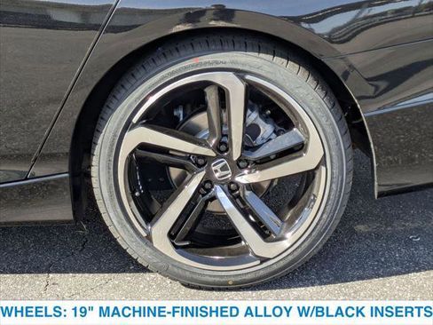 Used 2022 Honda Accord Sport image 11