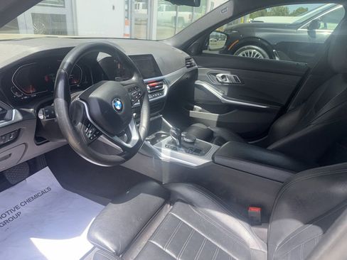 Used 2021 BMW 330i Sedan w/ Premium Package image 2
