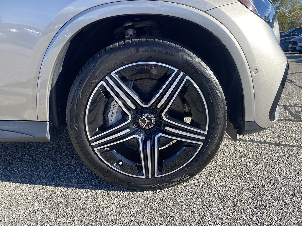 Used 2024 Mercedes-Benz GLC 300 4MATIC image 9