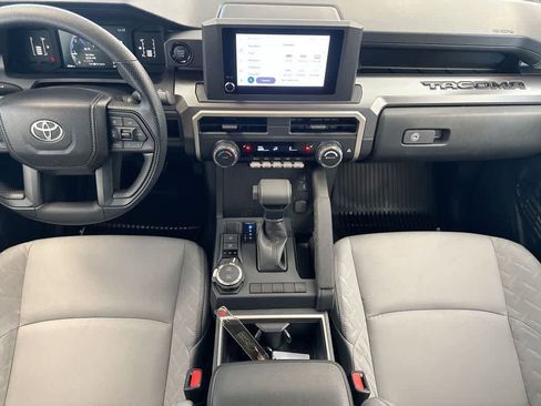 Used 2025 Toyota Tacoma SR5 image 29