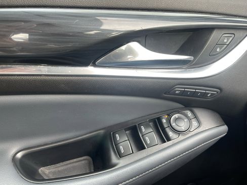 Used 2022 Buick Enclave Premium image 20