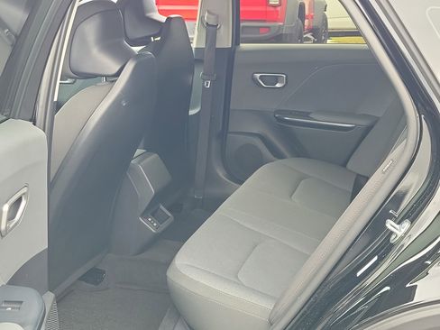 Used 2025 Kia K4 LXS FWD image 13
