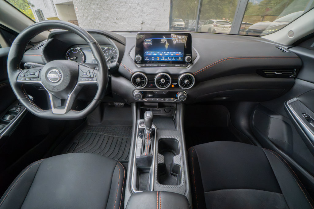 Used 2024 Nissan Sentra SR FWD image 19
