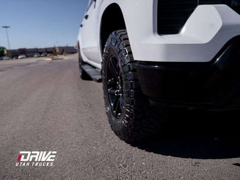 Used 2023 Chevrolet Silverado 1500 LT Trail Boss w/ Protection Package image 9