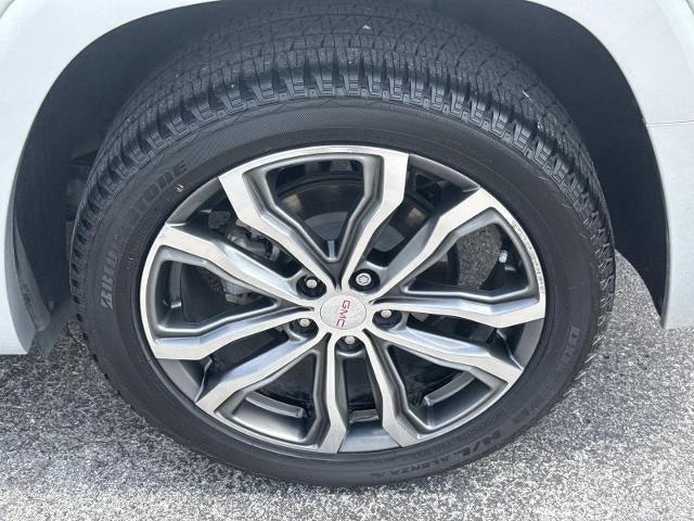 Used 2020 GMC Terrain Denali w/ Denali Premium Package FWD image 30