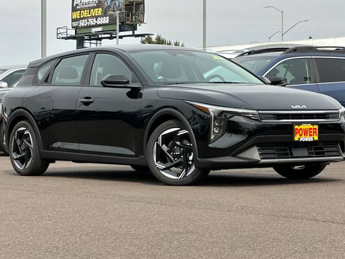 New 2026 Kia K4 EX FWD image 2