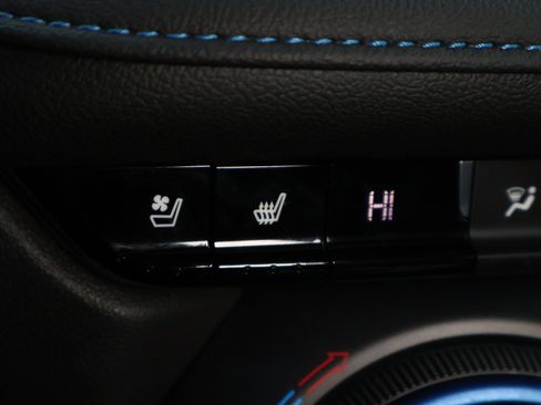 Used 2023 Chevrolet Blazer RS w/ Driver Confidence II Package image 6