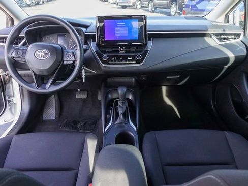Certified 2023 Toyota Corolla LE image 4