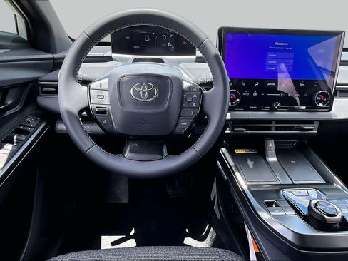 Used 2026 Toyota bZ FWD image 5