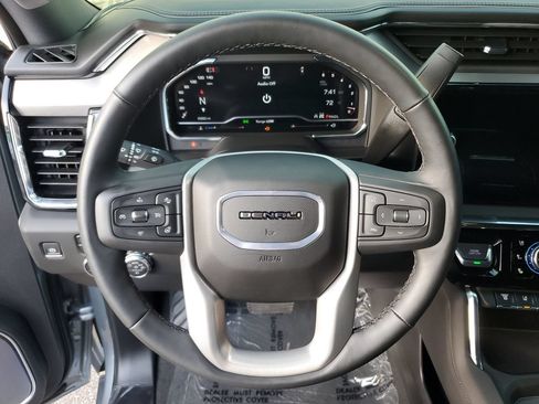 Used 2025 GMC Sierra 2500 Denali w/ Denali Reserve Package AWD/4WD image 21