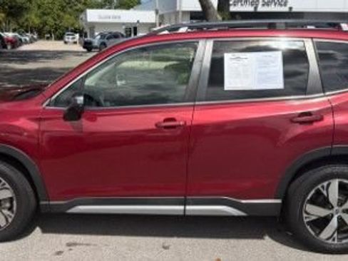 Used 2021 Subaru Forester Touring AWD/4WD image 2