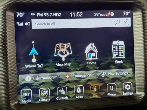 Used 2023 Jeep Wrangler Unlimited Sahara w/ Cold Weather Group image 40