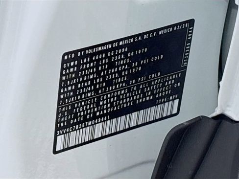 New 2026 Volkswagen Taos SEL AWD/4WD image 35