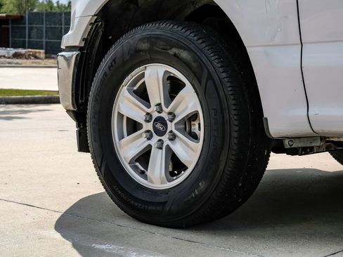 Used 2018 Ford F150 XL w/ Equipment Group 101A Mid RWD image 48